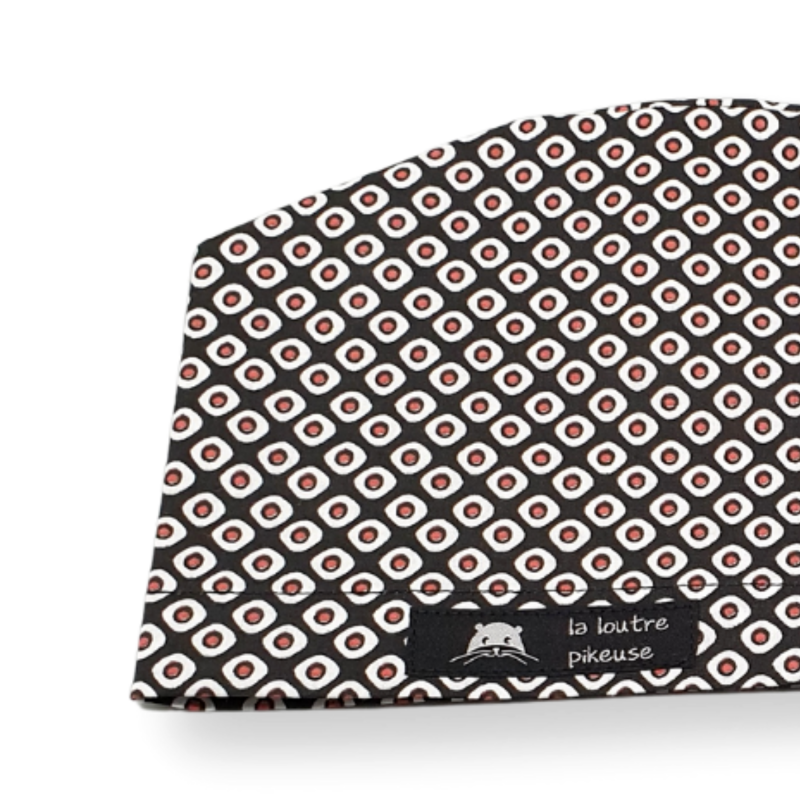 Calot de bloc couvrant - pois noirs et rouges