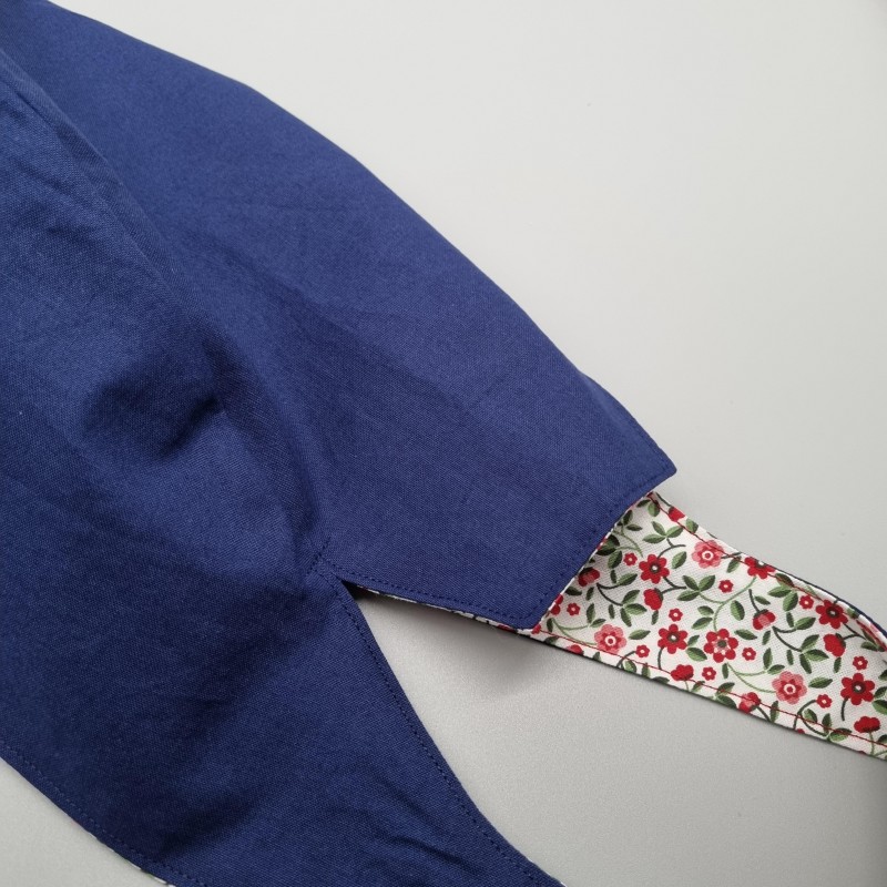 Calot de bloc couvrant réversible - petites fleurs rouges et bleu marine uni