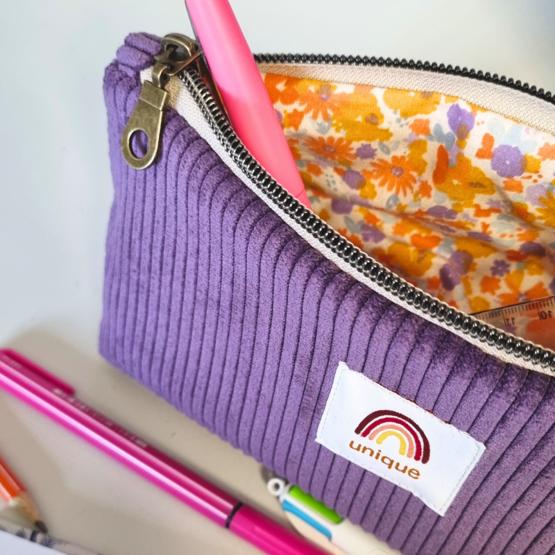 Maxi trousse velours côtelé violet "unique"