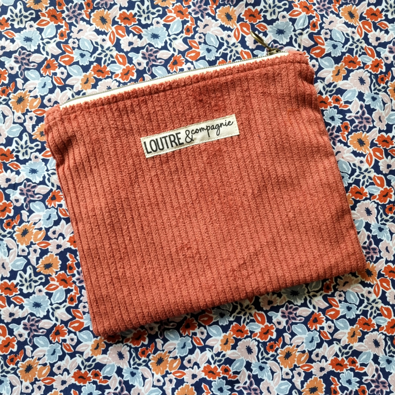 Pochette à calots - velours côtelé terracotta et marnie "NOUVEAU FORMAT"