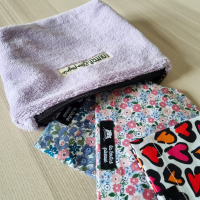 Pochette à calots - éponge de bambou lilas et capri