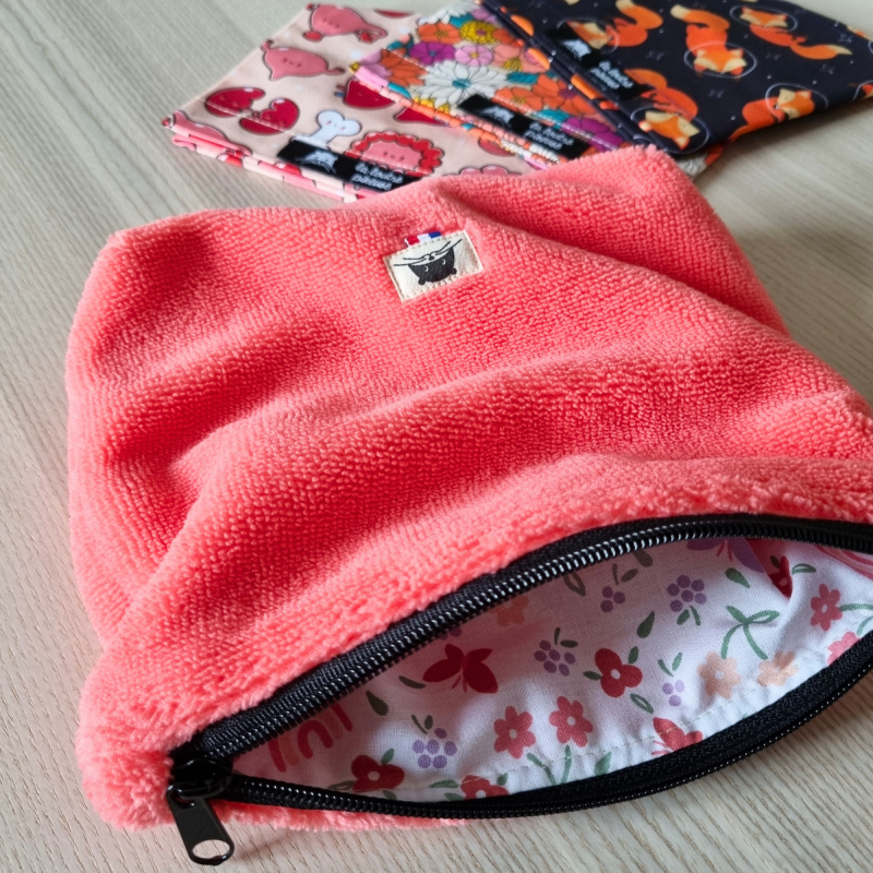 Pochette à calots - éponge de bambou corail et papillons