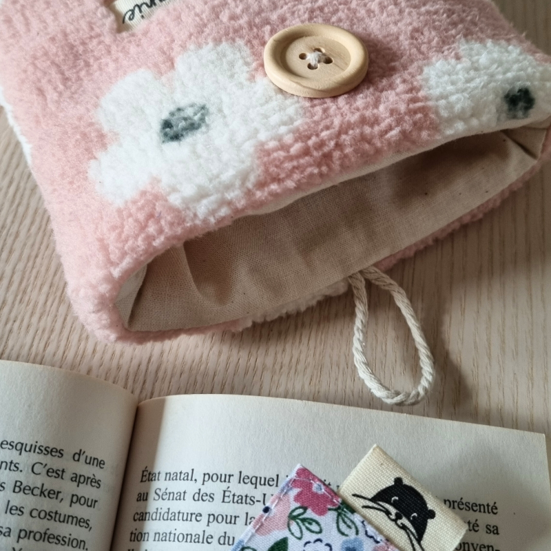 Pochette à livre - moumoute fleurs