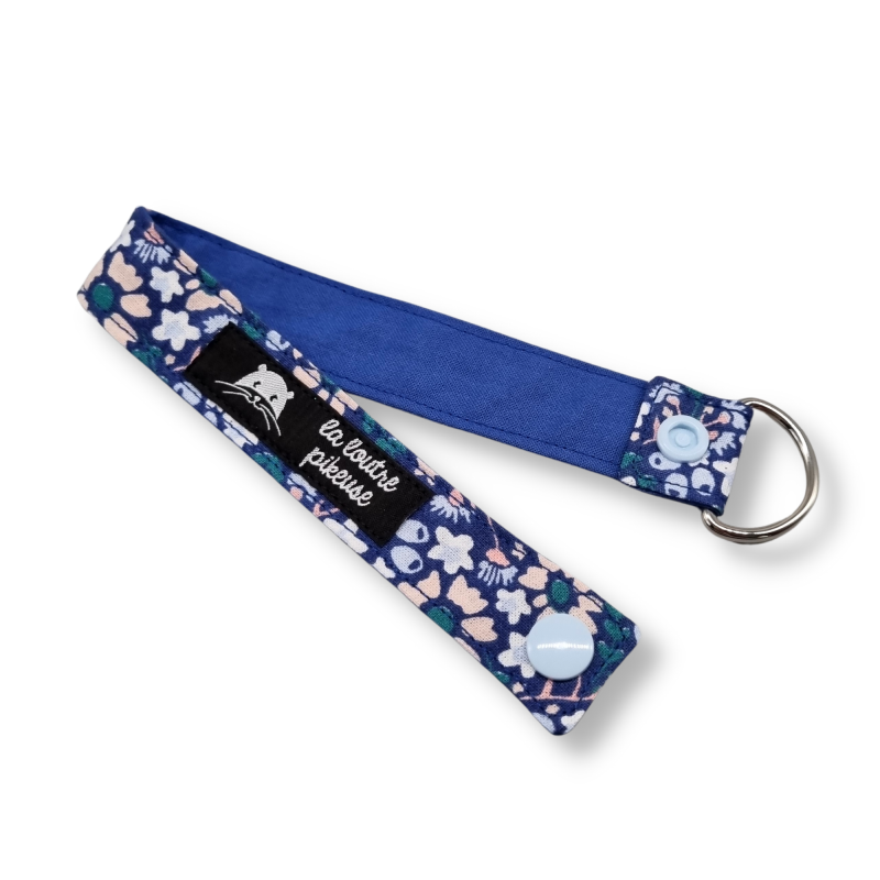 Porte-clés - fleurs bleues