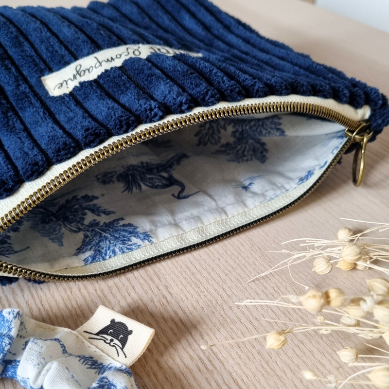 Trousse velours grosses côtes à personnaliser