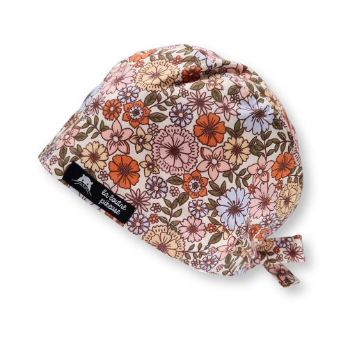 Calot de bloc couvrant avec des fleurs marrons