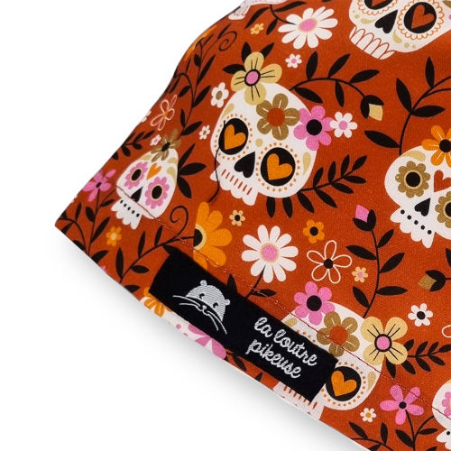 Calot de bloc couvrant avec des crânes mexicains, calavera, fête des morts