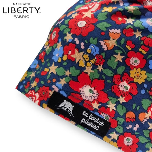 Calot de bloc couvrant liberty of london betsy stars bleu et rouge