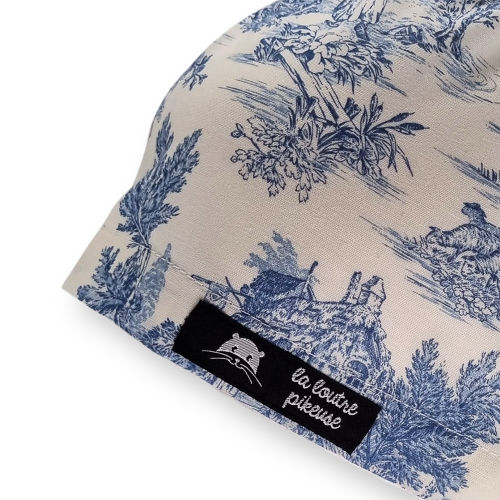 Calot de bloc couvrant avec l'intemporelle toile de jouy bleu
