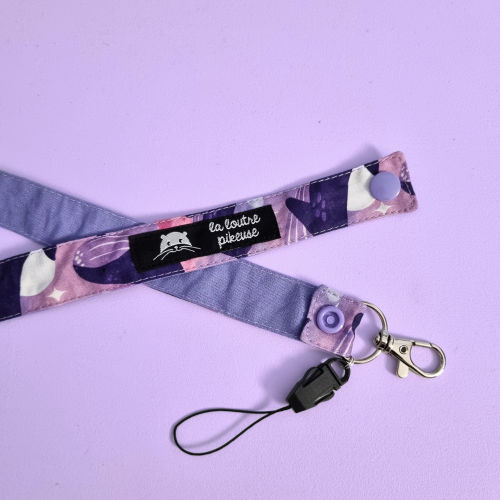 Tour de cou avec des baleines violettes