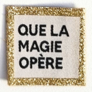 Etiquette fun que la magie opère