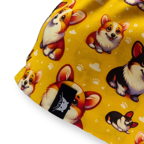 Calot de bloc court avec des corgis jaunes