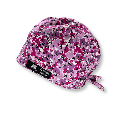 Calot de bloc couvrant avec des fleurs violettes