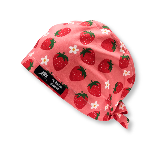 Calot de bloc couvrant avec des fraises rouges et roses