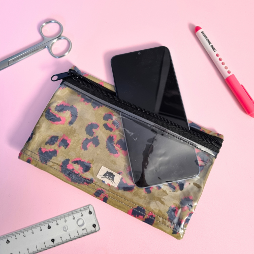 Pochette reverso plastifiée pour stylos et téléphone motif jaguar