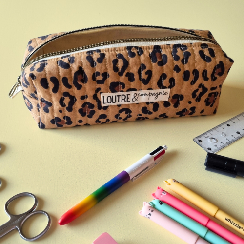 La maxi trousse matellassée - Fauve Maxi trousse matellassée léopard marron