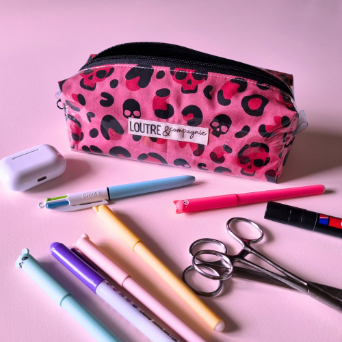 La maxi trousse - Léo skull Maxi trousse plastifiée léopard rose