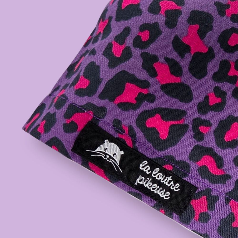 Calot couvrant lรฉopard violet et rose